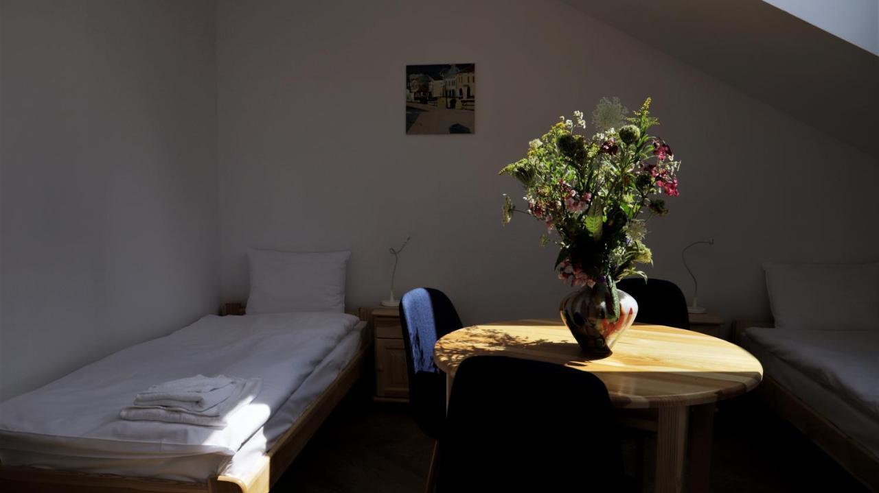 Artrooms Pokoje Goscinne Krosno Eksteriør billede